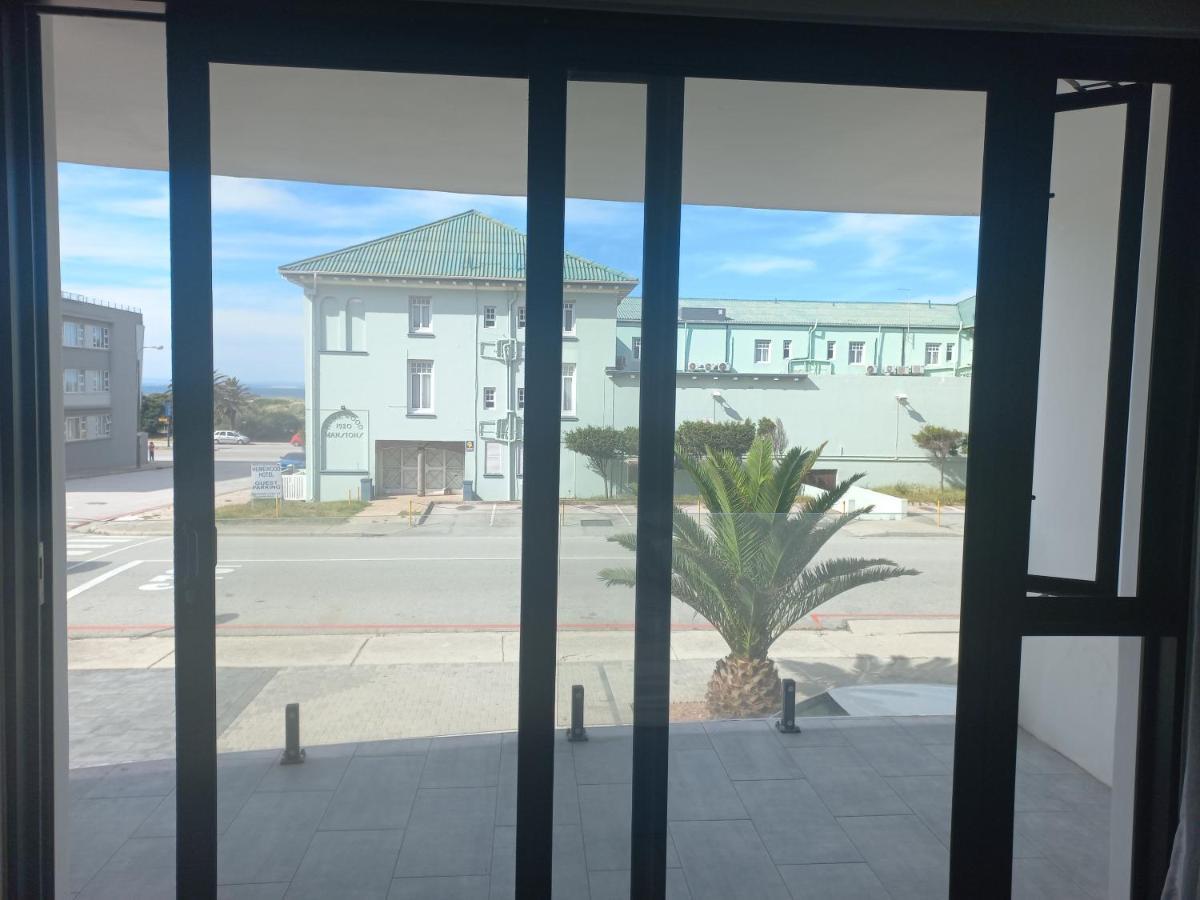 Paxton Luxury Apartments Self-Catering Puerto Elizabeth Exterior foto